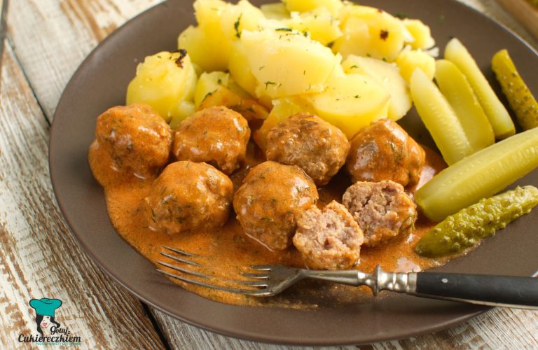 Pulpeciki w sosie pomidorowym z koperkiem