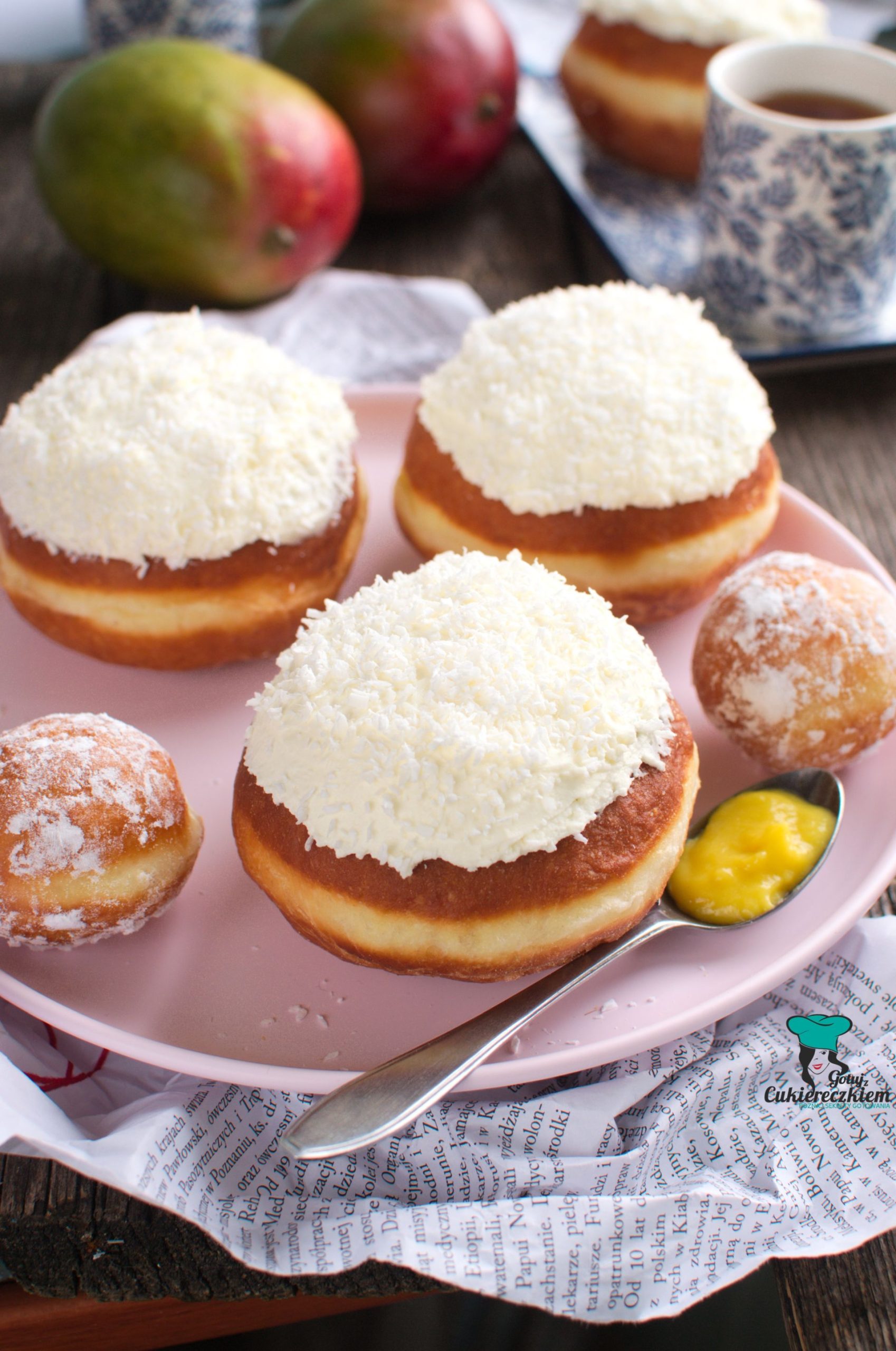 Pączki z mango i kokosem