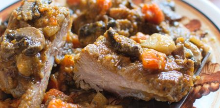 Żeberka z pieczarkami