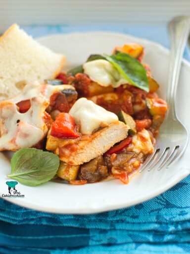 Fileciki z kurczaka zapiekane z warzywami i mozzarellą