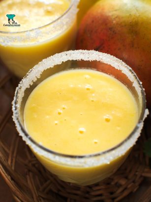 Koktajl z mango i pomarańczą