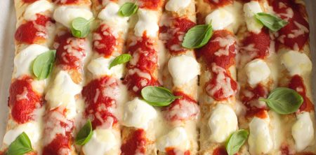 Naleśniki z mięsem mielonym i mozzarellą