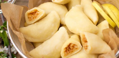 Pierożki serowe z jabłkami