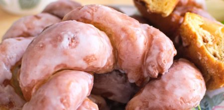 Pączki wianuszki z marmoladą