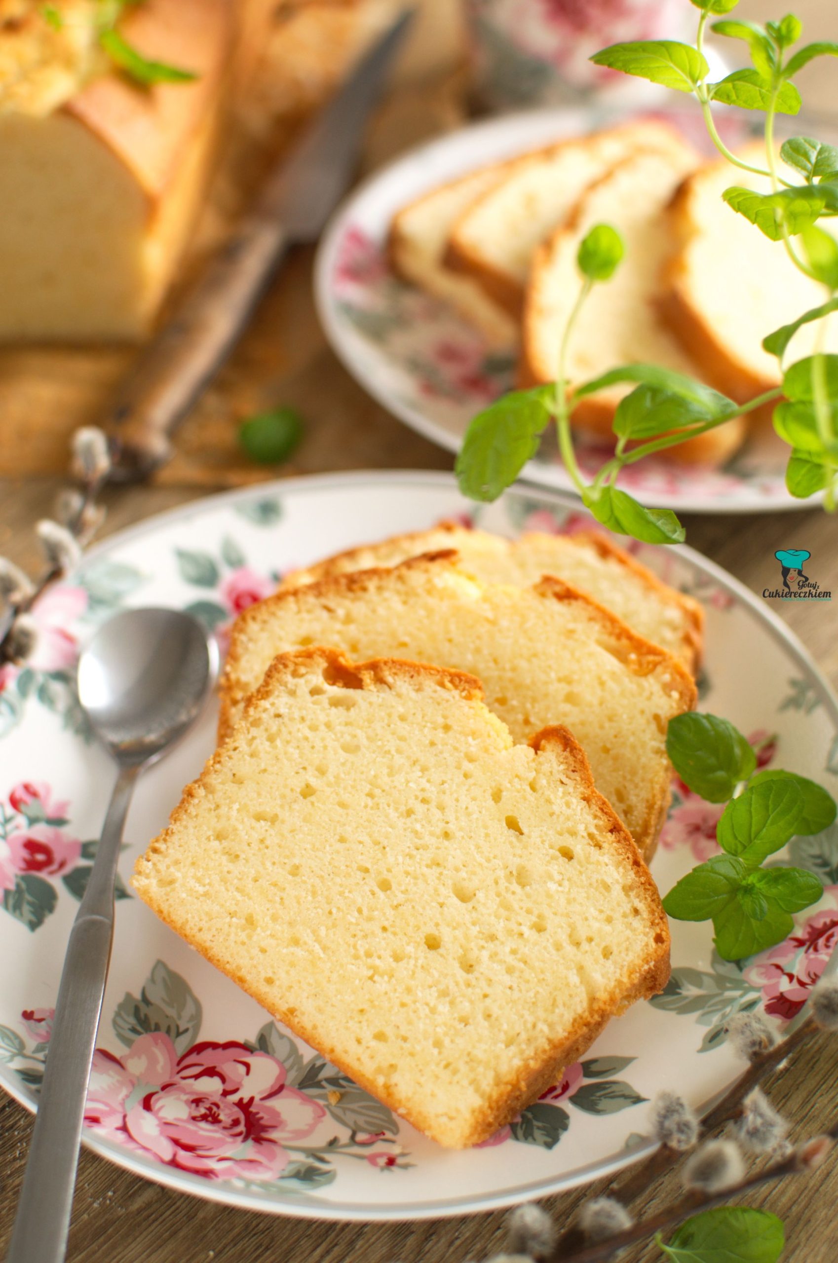 Jogurtowa babka piaskowa