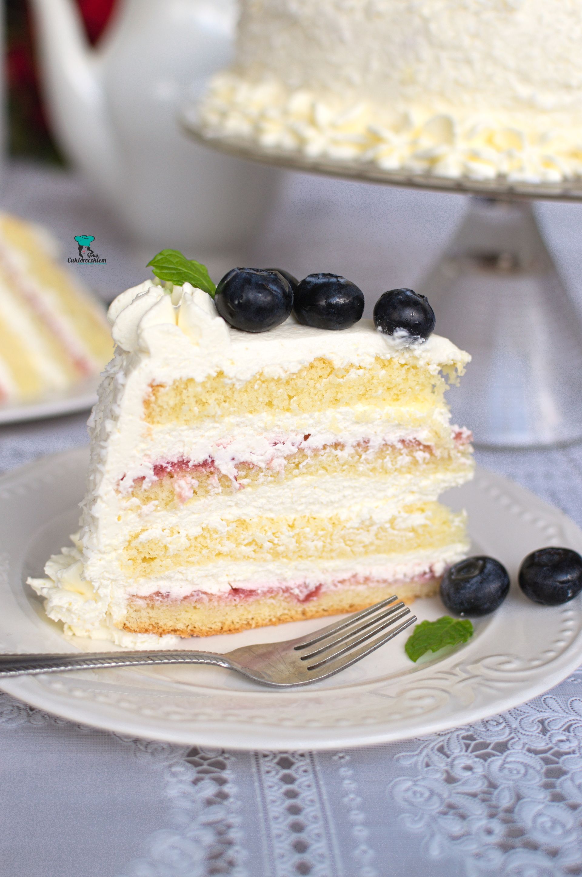 Tort śmietankowy