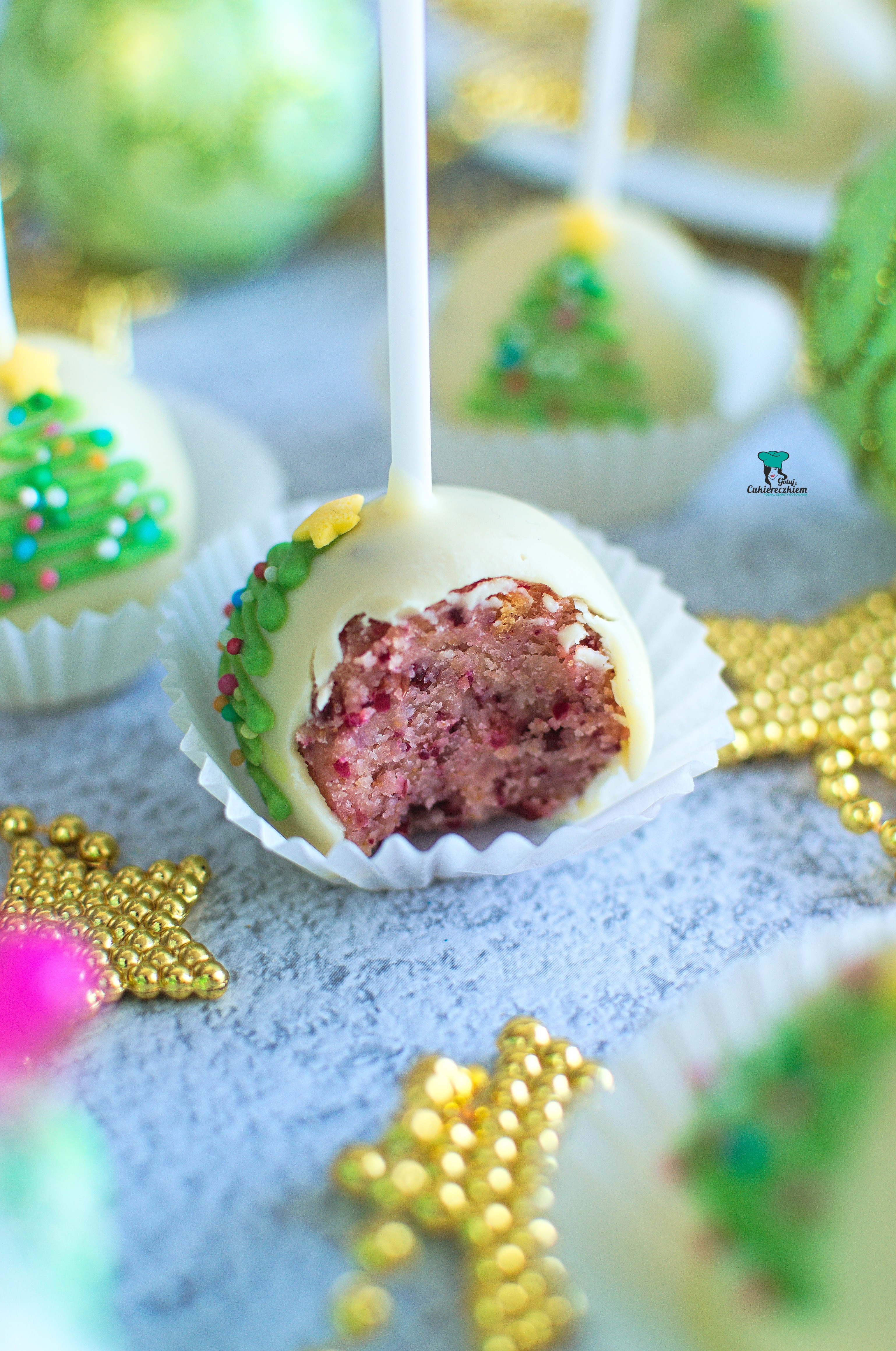 Cake pops żurawinowe