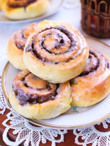 Bułeczki cynamonowe (Cinnamon rolls)