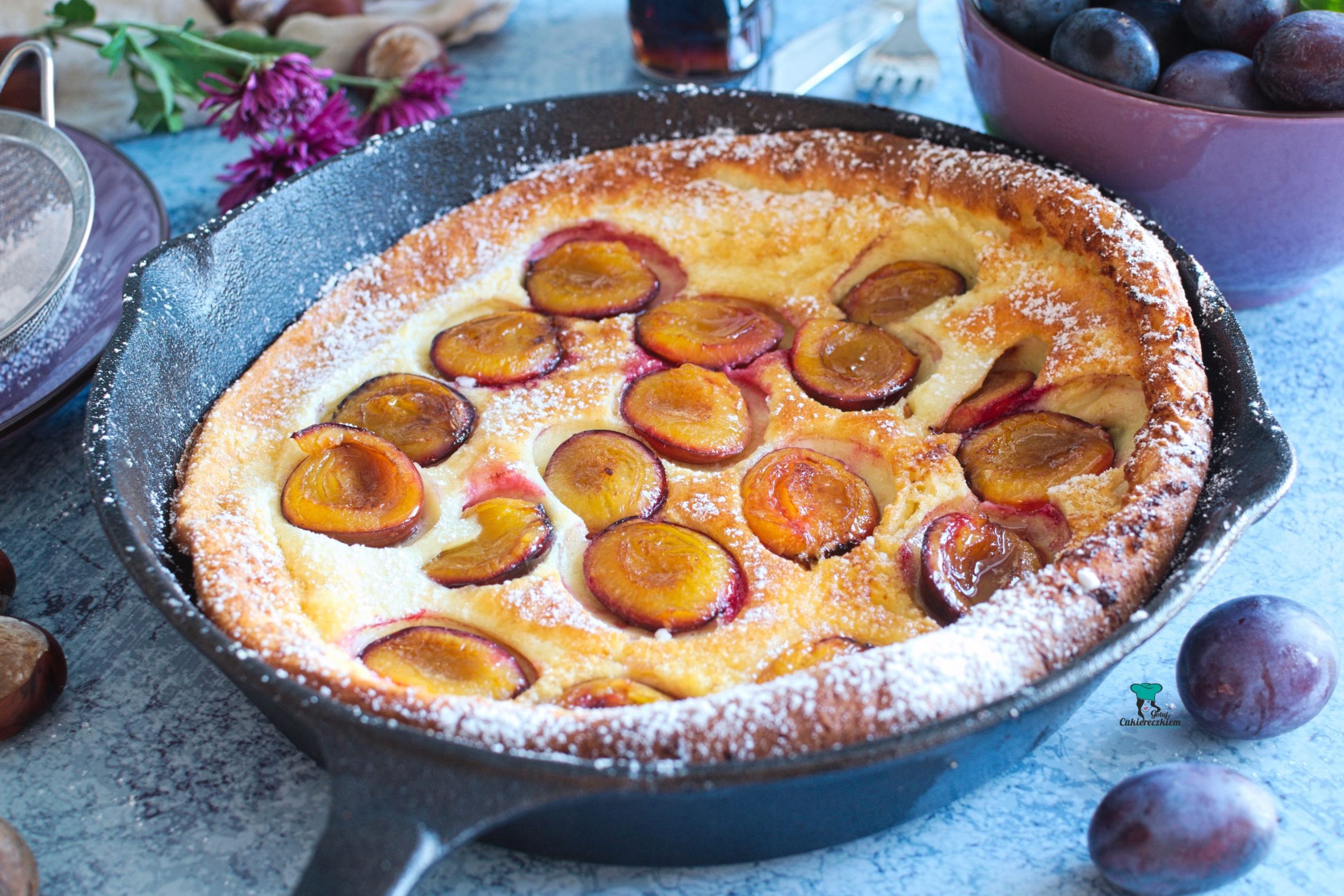 Dutch baby ze śliwkami