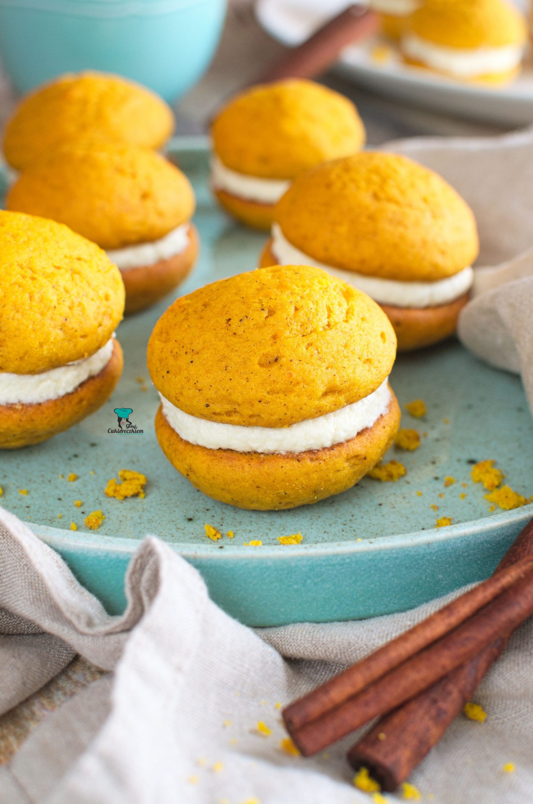 Dyniowe whoopie pies