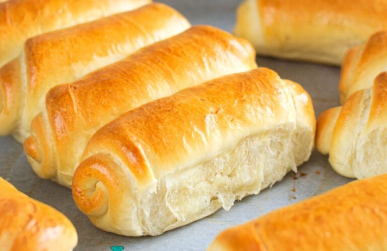 Nowoangielskie bułki do hot dogów