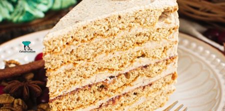 Tort rumuński czyli miodownik z kremem orzechowym