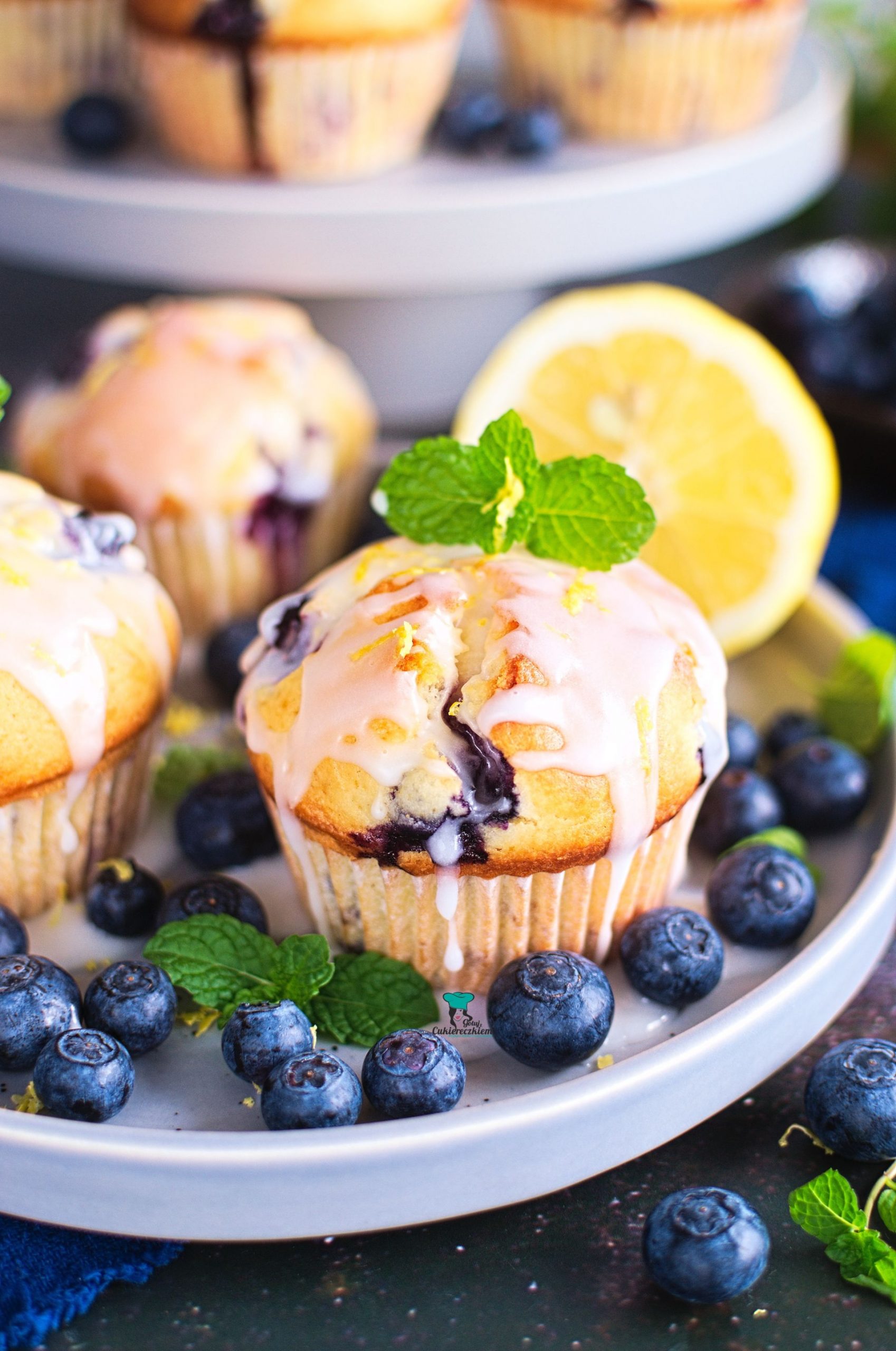 Cytrynowe muffinki z borówkami