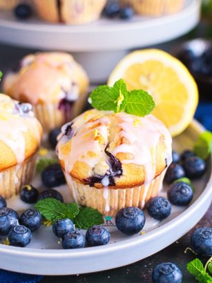 Cytrynowe muffinki z borówkami