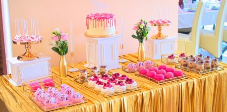 Słodki stół przygotowany na chrzciny Asi