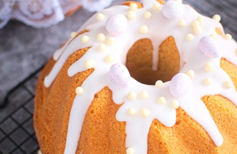 Babka z białą czekoladą