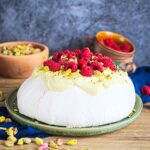 Biała kiełbasa pieczona z pieczarkami