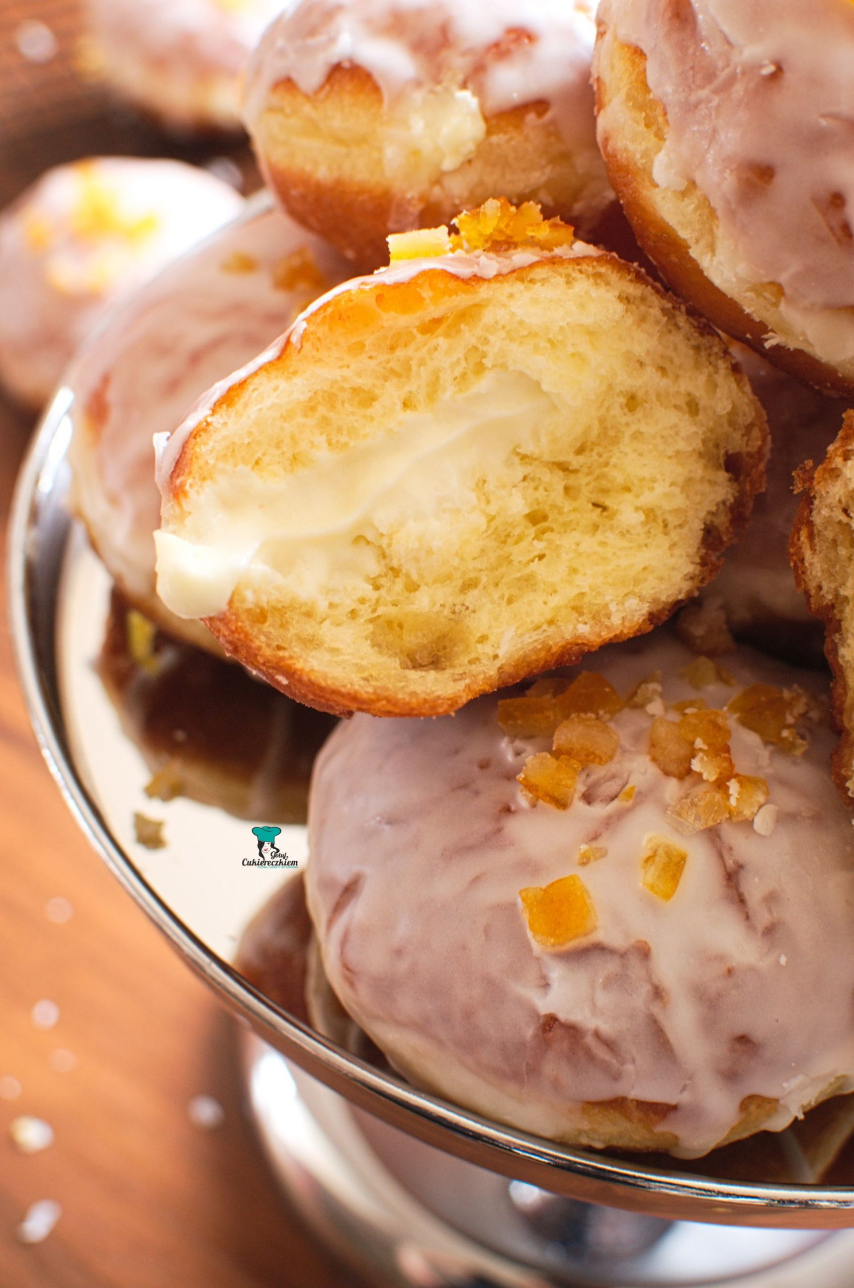 Pączki z kremem budyniowym z mascarpone