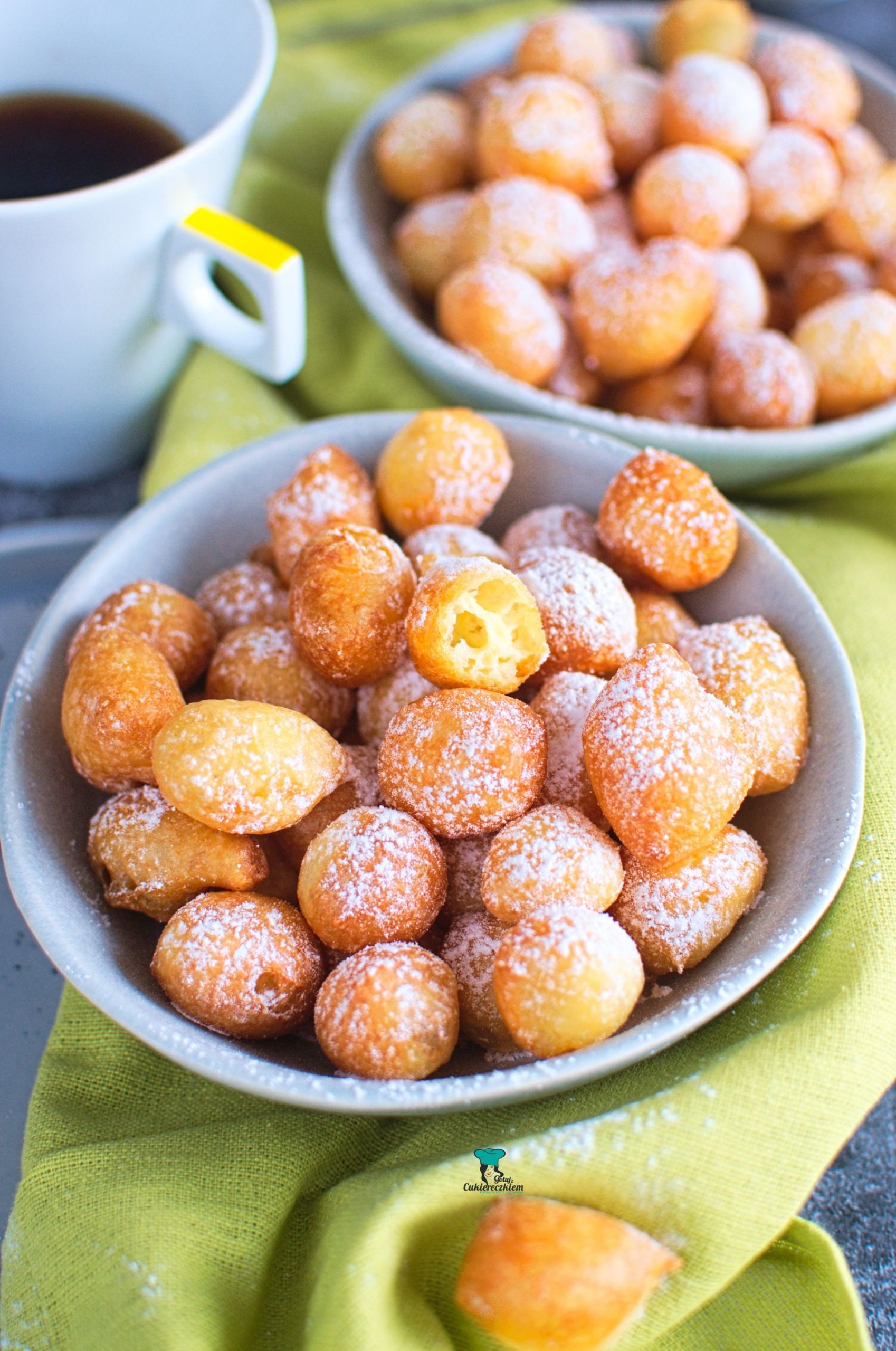 Zeppole - proste włoskie pączusie