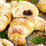 Pasta twarogowa z awokado i suszonymi pomidorami