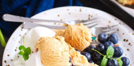 Bostock z borówkami