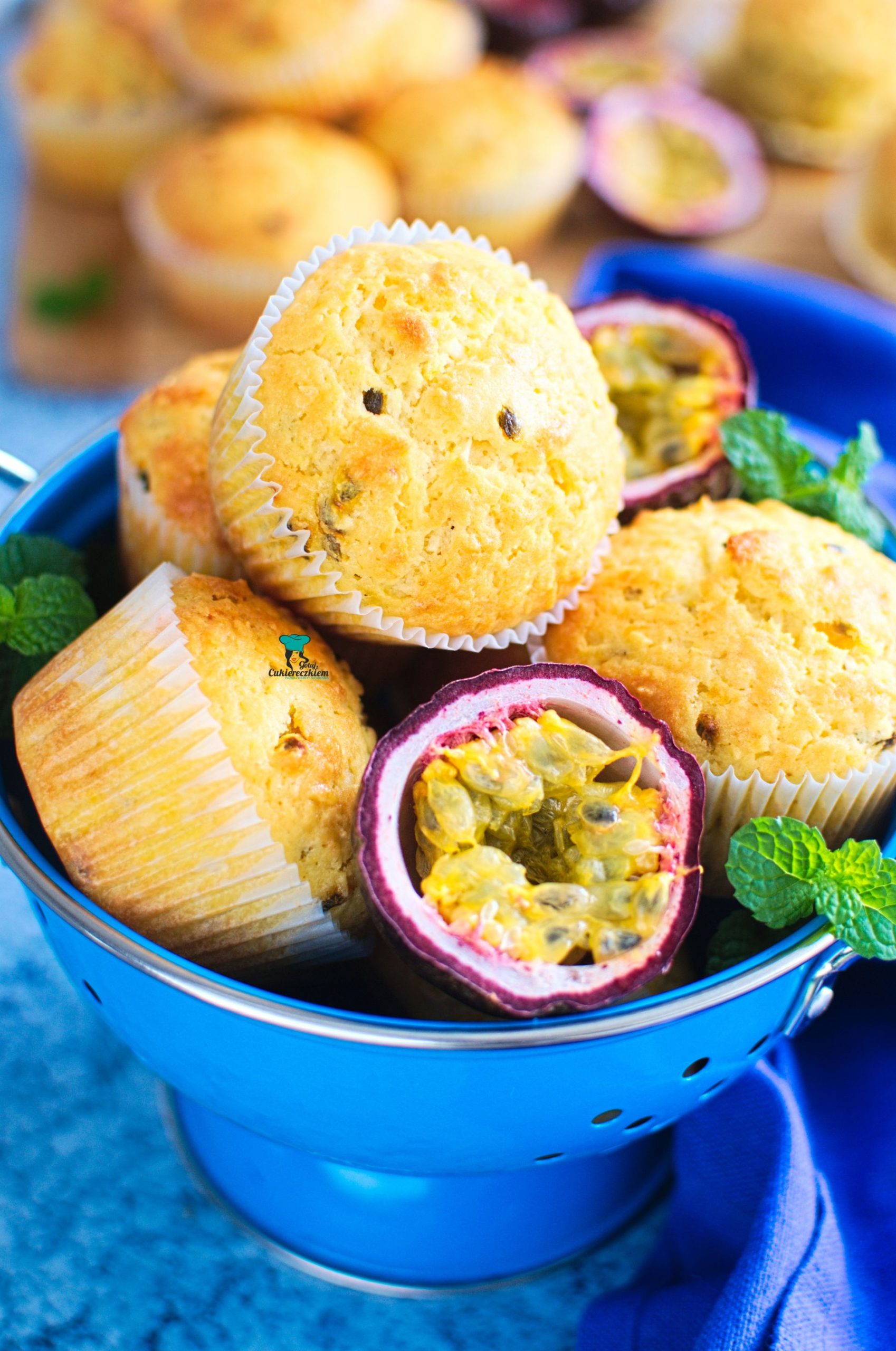 Muffinki kokosowe z marakują