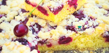 Ciasto z wiśniami i kruszonką