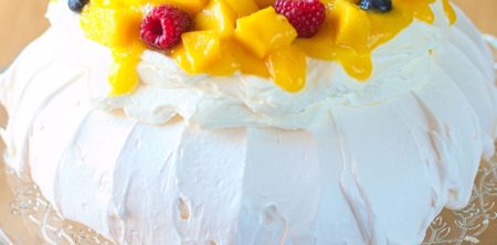Pavlova z mango