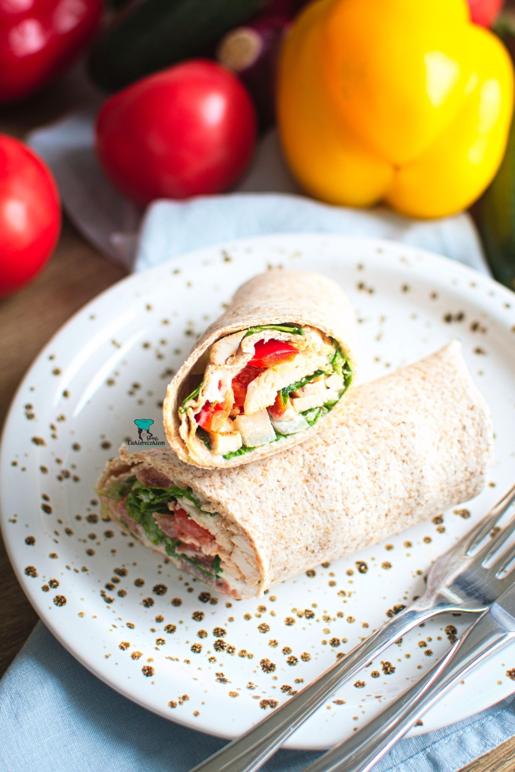 Tortilla z kurczakiem i warzywami
