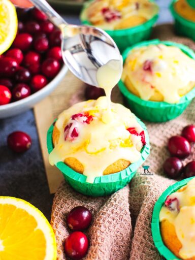 Muffinki pomarańczowa z żurawiną
