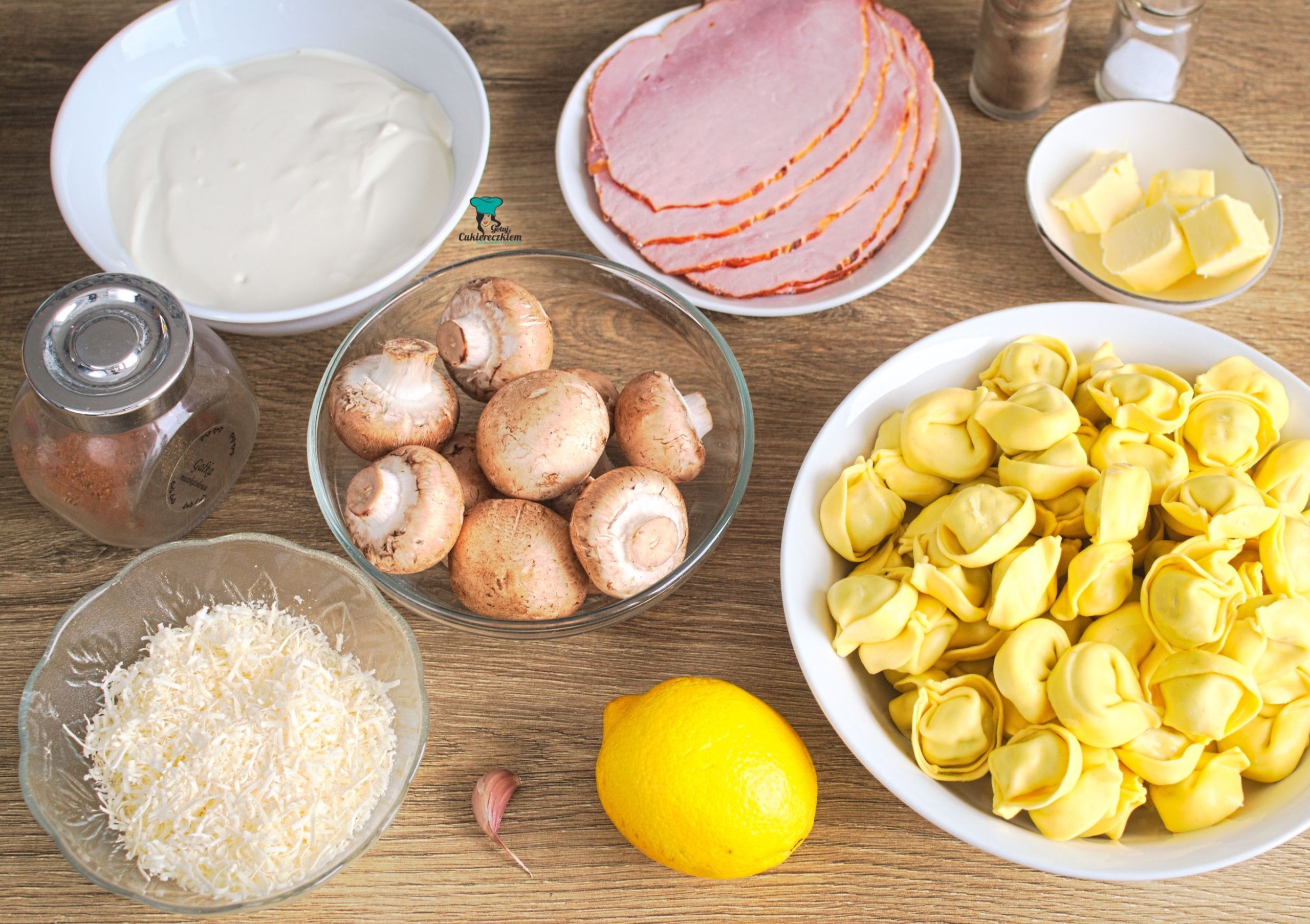 Składniki na Tortellini alla Panna