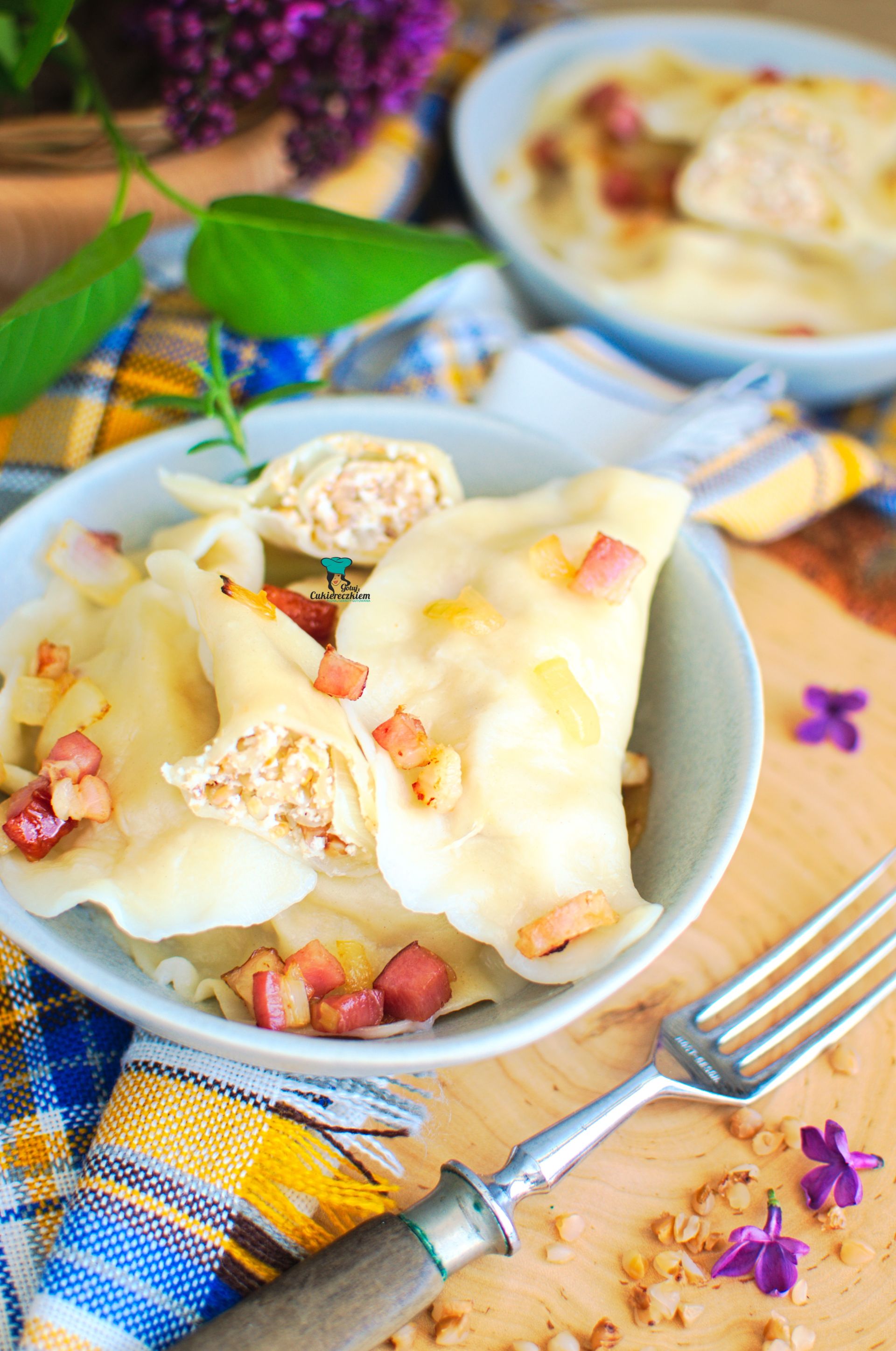 Pierogi z kaszą gryczaną i twarogiem