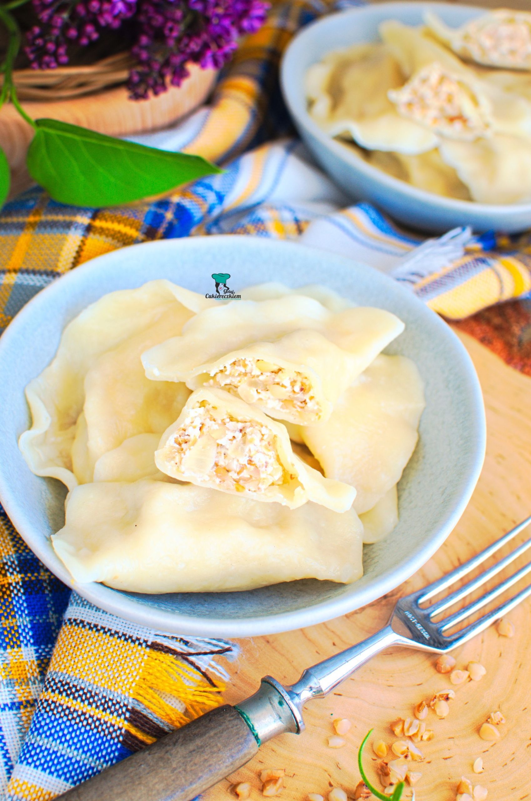 Pierogi z kaszą gryczaną i serem