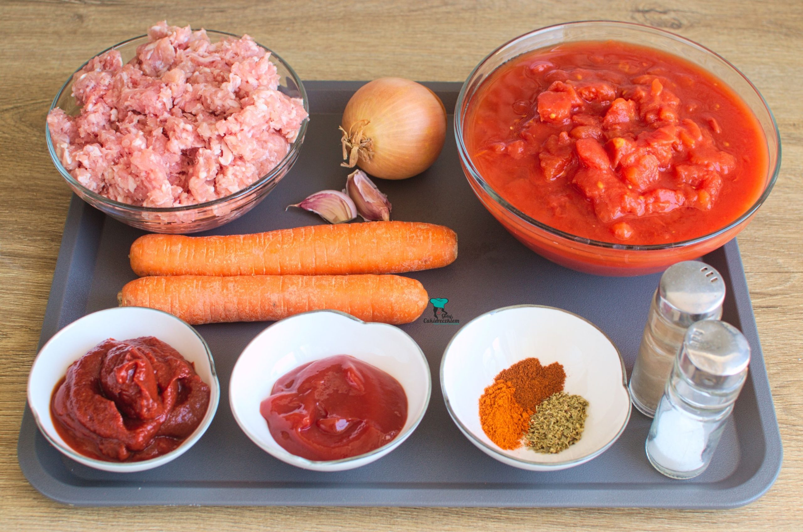 Składniki na szybkie spaghetti bolognese
