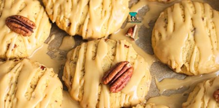 Ciastka z syropem klonowym i orzechami pekan