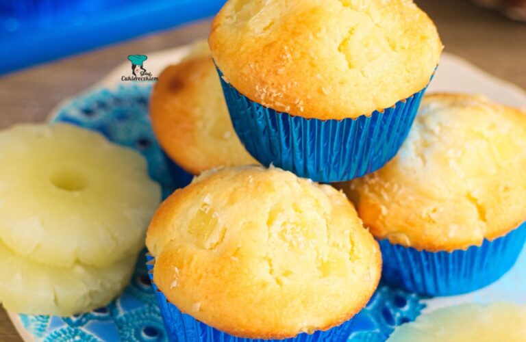 Muffiny z ananasem