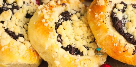 Drożdżówki z makiem i kruszonką