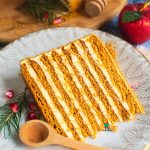 Ciasto z białą czekoladą, kokosem i mango