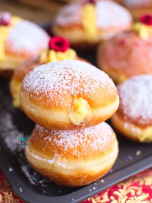 Pączki z creme patissiere