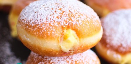 Pączki z creme patissiere (z kremem budyniowym)