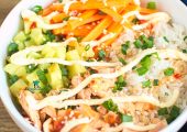 Proste sushi bowl z łososiem