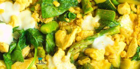 Kaszotto z cukinią, kurczakiem i szparagami