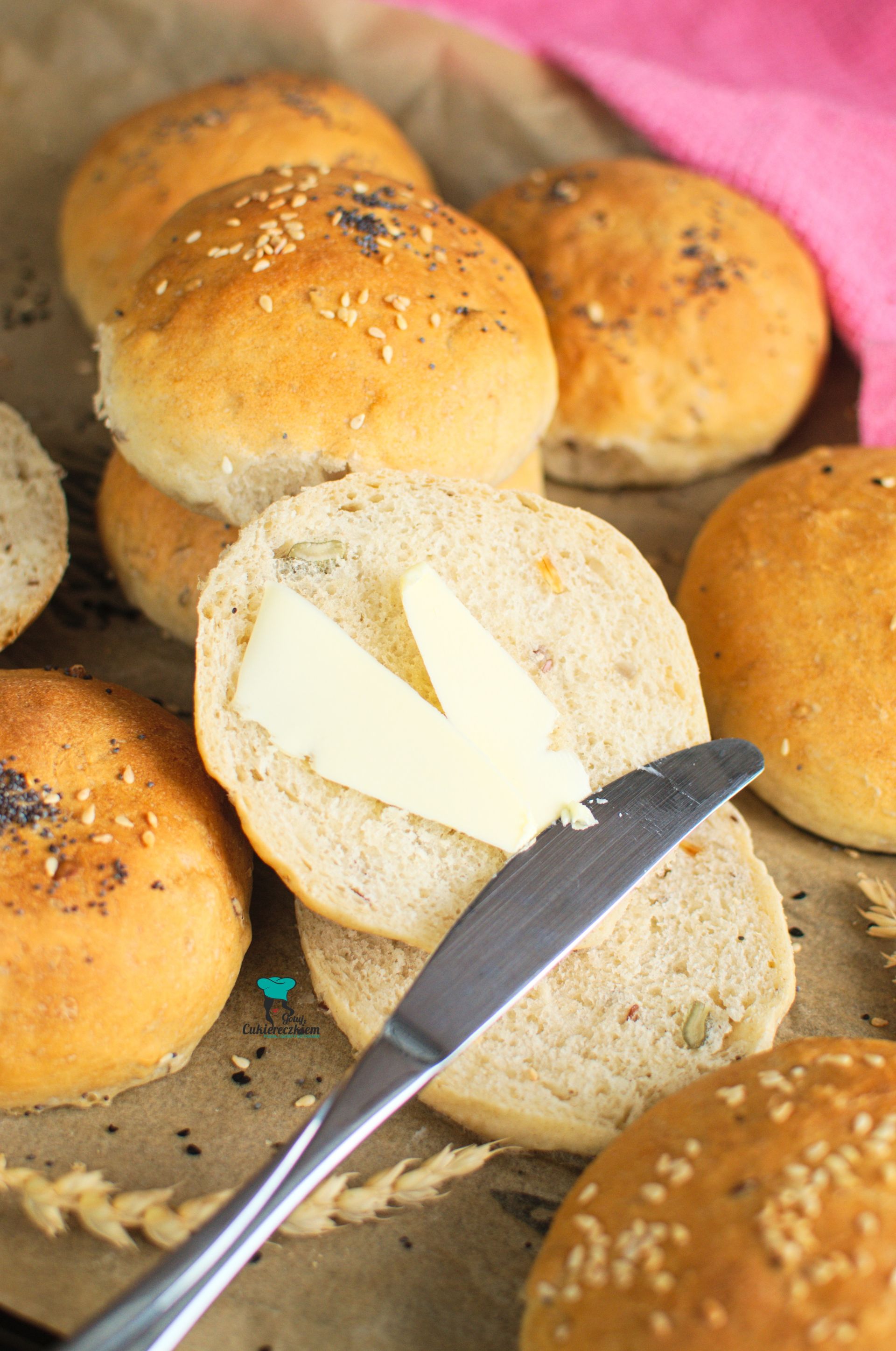 Nocne bułki jogurtowe