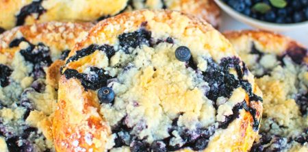 FIT jagodzianki czyli bułeczki twarogowe z jagodami