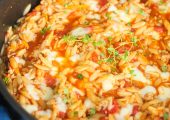 Orzo z mięsem mielonym
