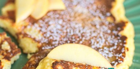 Omlet twarogowy z jabłkiem