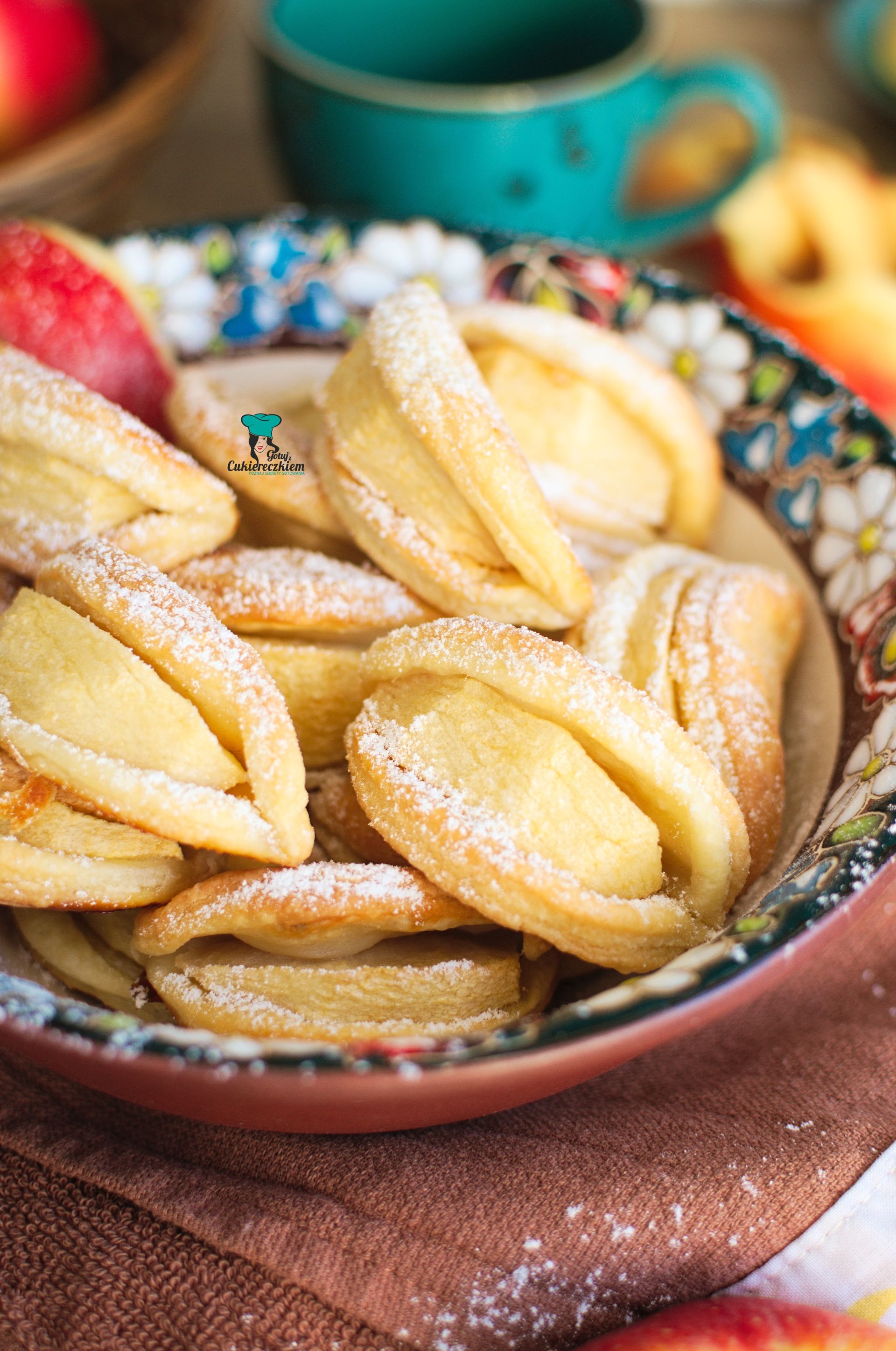 Serowe ciastka z jabłkami