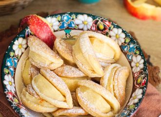 Serowe ciastka z jabłkami