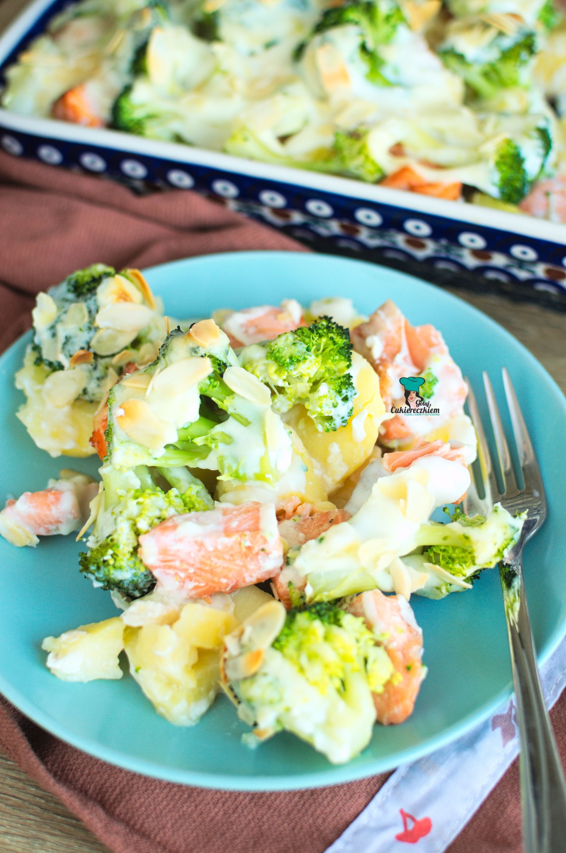 Zapiekanka ziemniaczana z łososiem