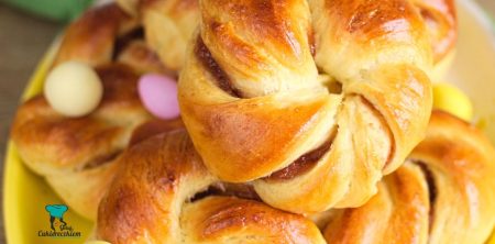 Zakręcone drożdżówki z marmoladą